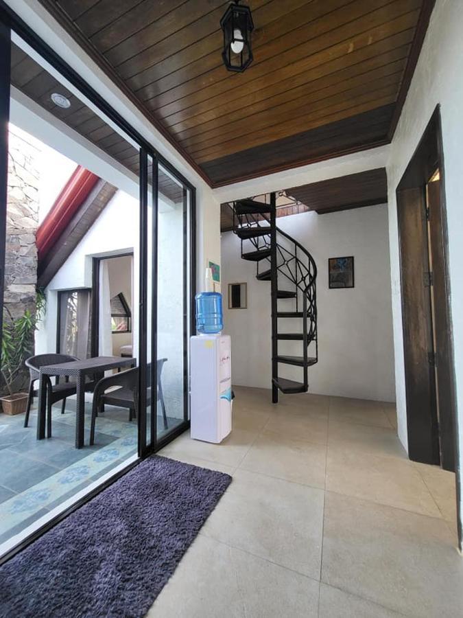 El Castillo Bed&Breakfast Angono Exterior foto