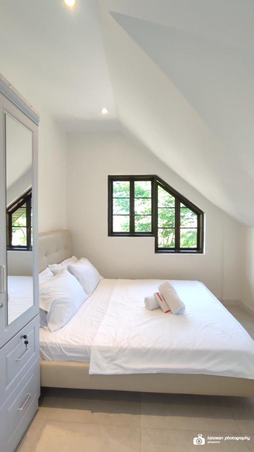 El Castillo Bed&Breakfast Angono Exterior foto